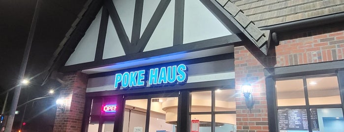 Poke Haus is one of KENDRICK'ın Kaydettiği Mekanlar.