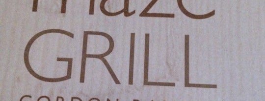Maze Grill is one of Locais curtidos por Deniz.