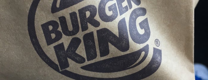 Burger King is one of Tempat yang Disukai LindaDT.