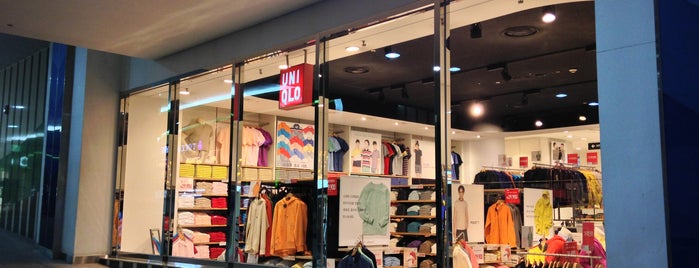 UNIQLO is one of 잘 가는 곳.