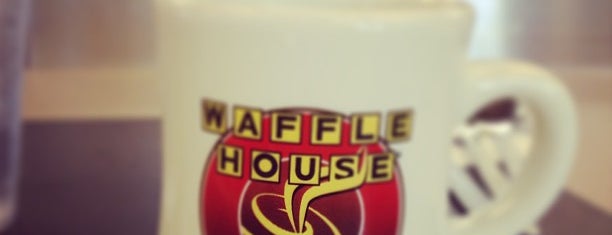 Waffle House is one of The 7 Best Places for Chicken Melt in Memphis.