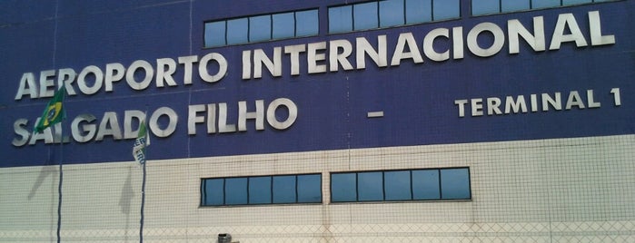 サルガド フィーリョ国際空港 (POA) is one of O pé na estrada eu vou botar.