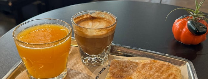 il caffè is one of LALA.