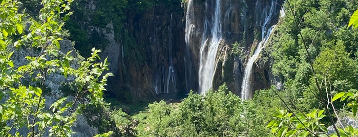 Plitvice Lakes National Park is one of Laura’s Liked Places.