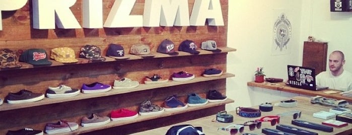 Prizma Brand Shop is one of Крамнички streetwear одягу.