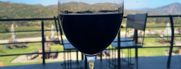 Decantos vinícola is one of Ruta del vino.