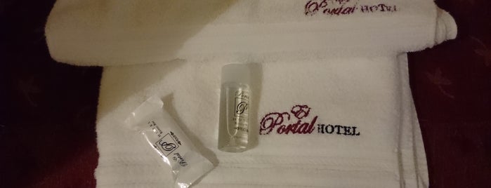 Hotel El Portal is one of Angelesさんのお気に入りスポット.