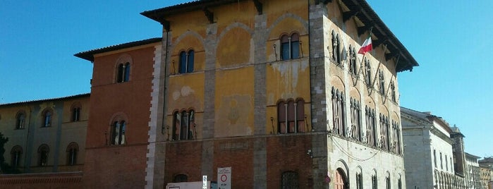 Palazzo Medici is one of Itálie.