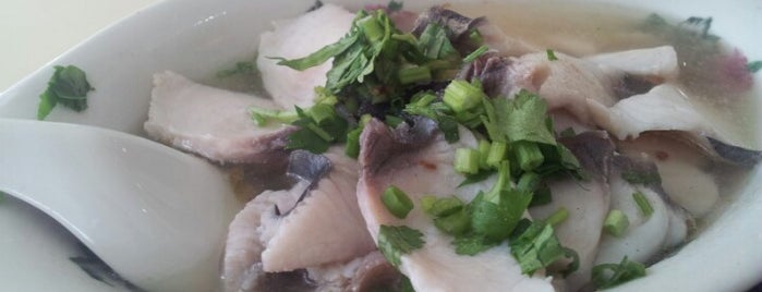 Piao Ji Fish Porridge is one of Micheenli Guide: Fish Soup trail in Singapore.
