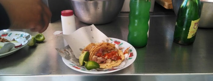 Tacos El Paisa is one of Nestor : понравившиеся места.