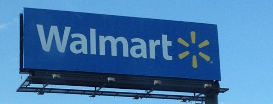 Walmart Supercenter is one of Locais curtidos por Crystal.