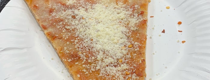 Deer Hills Pizzeria is one of Top picks for Pizza Places on Long Island.