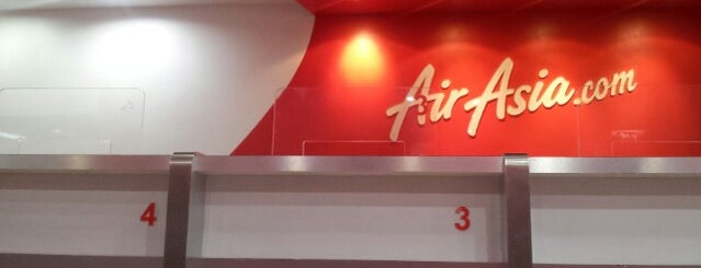AirAsia Sales Office is one of สถานที่ที่บันทึกไว้ของ !!!NiZaM®.