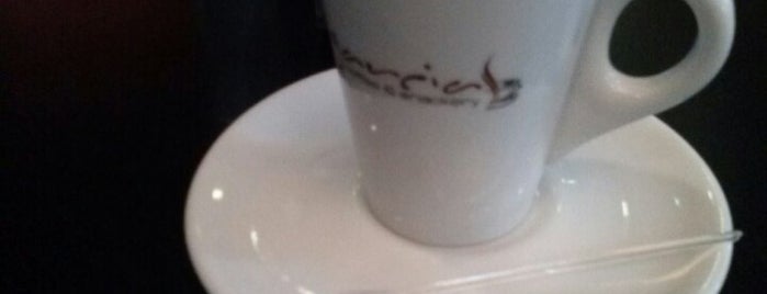 Garcia Coffee & Snackery is one of Lieux sauvegardés par George.