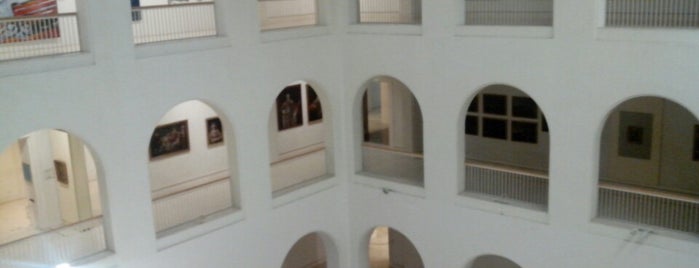 Museo de Cádiz is one of Cádiz en un día.