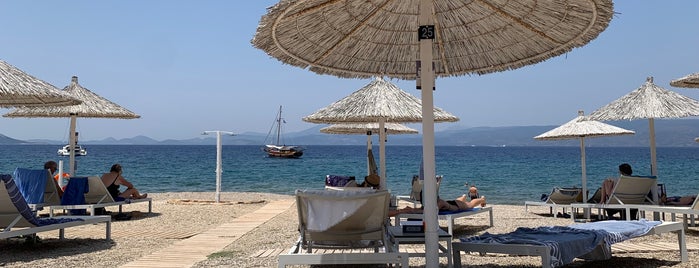Plakes Beach is one of Υδρα.