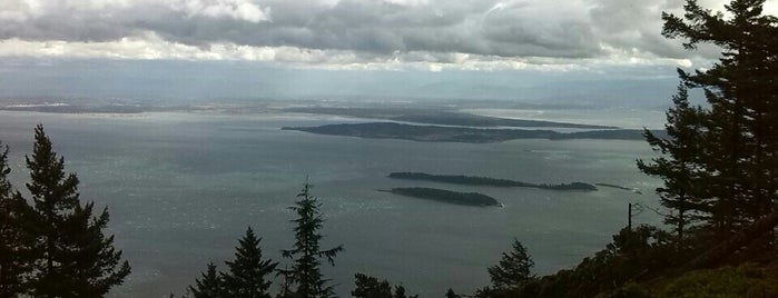 Mount Constitution is one of Seattle.