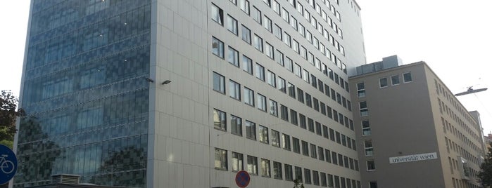 Fakultät für Wirtschaftswissenschaften is one of สถานที่ที่ Cem ถูกใจ.