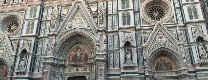 Piazza del Duomo is one of Manuela'nın Beğendiği Mekanlar.