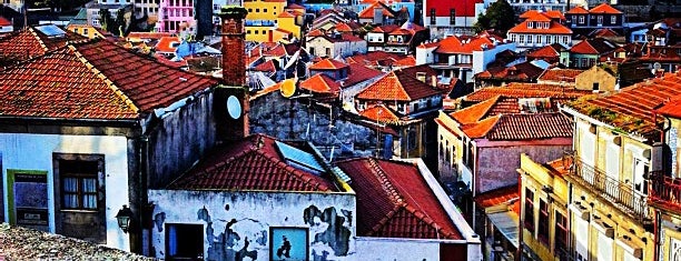 Baixa do Porto is one of Zach's Saved Places.