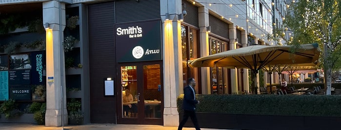 Smith's Bar & Grill is one of Mes adresses à Londres.