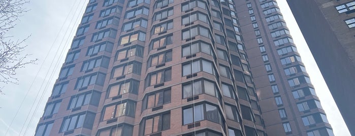 Glenwood Luxury Apartments:  The Paramount Tower is one of Murray Hill Rentals.