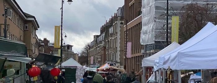 East Street Market is one of london2.