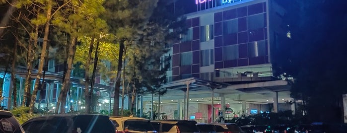 favehotel Cimanuk Garut is one of RELAX TIME.