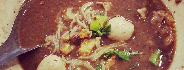"Ror Ruer" Boat Noodle Shop is one of Bangkok.