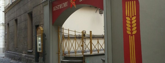 Teātra klubs "Austrumu Robeža" is one of Galina 님이 저장한 장소.