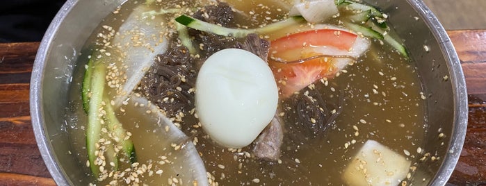 Micheenli Guide: Naengmyeon Trail In Singapore