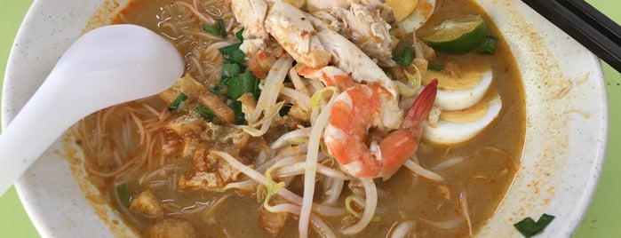 Famous Sungei Road Trishaw Laksa is one of Singapore Food Trip.
