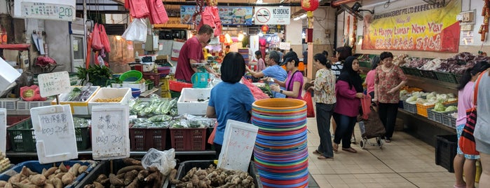 Wet Market is one of Rivervale.