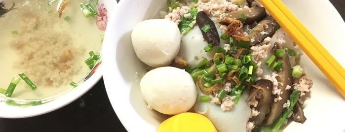 Sheng Cheng Fishball Noodles is one of Local hawker.