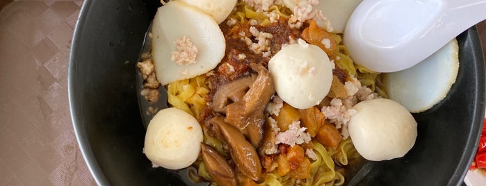 Yong Seng Teochew Fishball Noodle is one of Micheenli Guide: Bak Chor Mee trail in Singapore.
