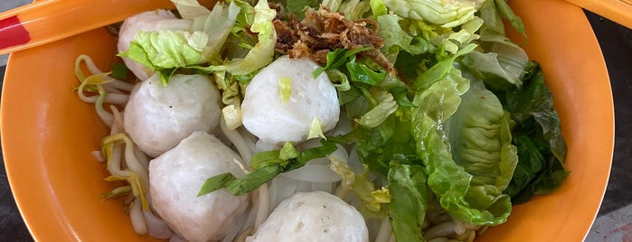 Heong Huat Fishball Noodle is one of Micheenli Guide: Fishball Noodle trail, Singapore.