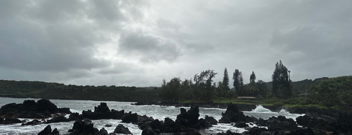 Keannae Peninsula is one of Maui Eats and Stuff to do.