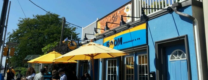 Boom Breakfast & Co. is one of Lugares favoritos de Caroline.