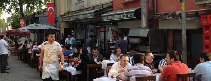 Tarihi Merkezefendi Köftecisi Ahmet Usta is one of Restaurants.