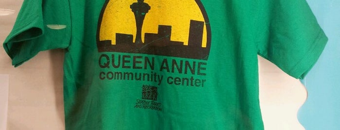 Queen Anne Community Center is one of สถานที่ที่ Bill ถูกใจ.
