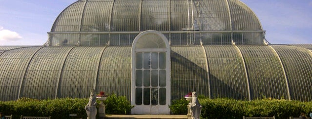 Kew Gardens Herbarium is one of London - TODO.