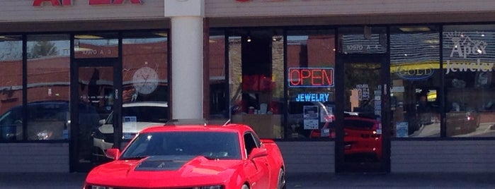 Apex Jewelers is one of สถานที่ที่ Leroy ถูกใจ.