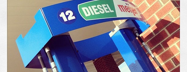 Meijer Gas Station is one of Orte, die Caio gefallen.