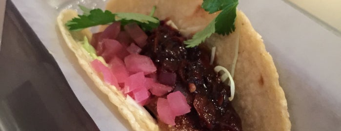Oyamel Cocina Mexicana is one of Posti che sono piaciuti a Lindsey.