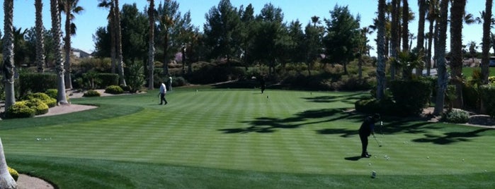 Rhodes Ranch Golf Club is one of Tempat yang Disukai David.