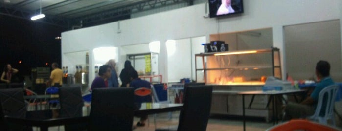 UM's 2nd College Food Kiosk is one of Makan @ KL #3.