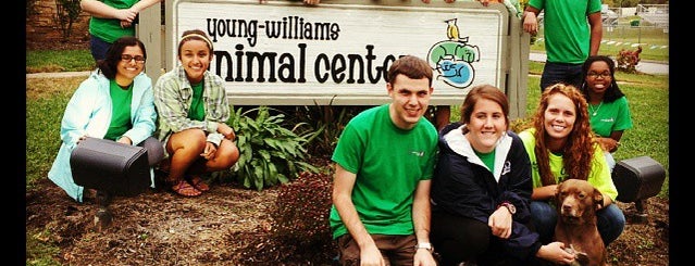 Young Williams Animal Shelter is one of Tempat yang Disukai Charley.