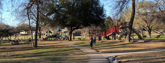 Lakewood Park is one of Dallas Biking & Hiking Trails.