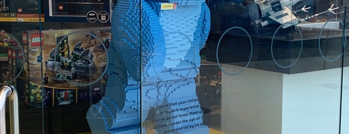 The LEGO Store is one of a polis.