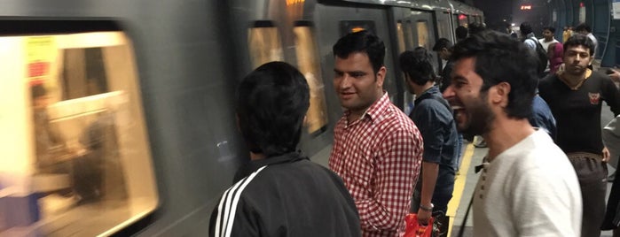 Nirmaan Vihar Metro Station is one of Study Abroad.